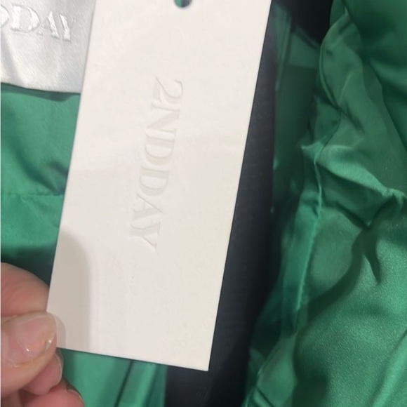 NWT 2NDDAY Green Apres ski oversize PUFFER JACKET - Picture 3 of 12